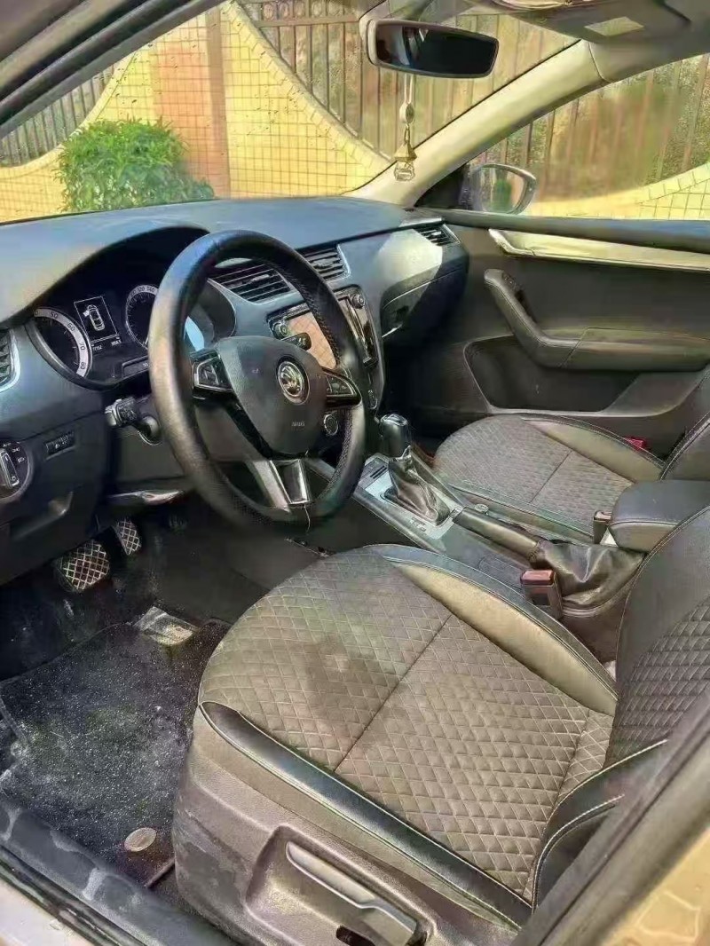 东莞18年斯柯达明锐2