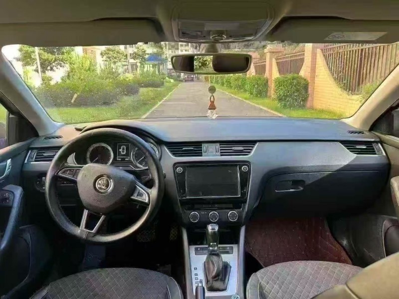 东莞18年斯柯达明锐3