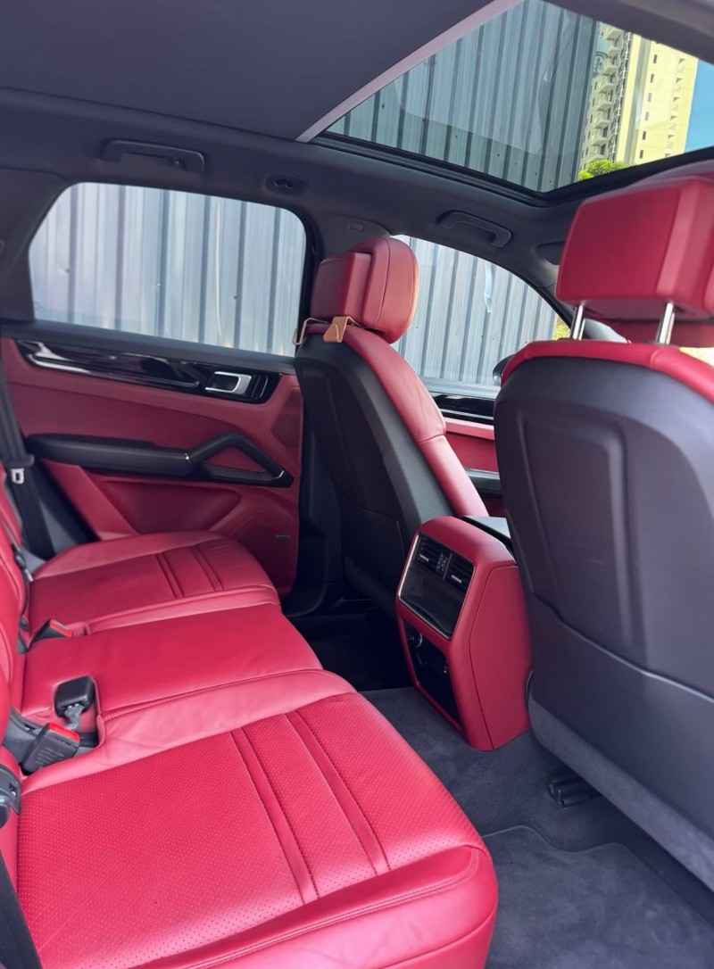 商丘19年保时捷卡宴4