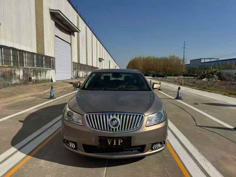 菏泽13年别克君越1