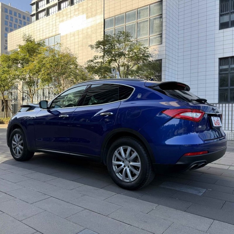 佛山18年玛莎拉蒂Levante8