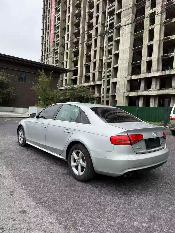 安阳14年奥迪A4L5