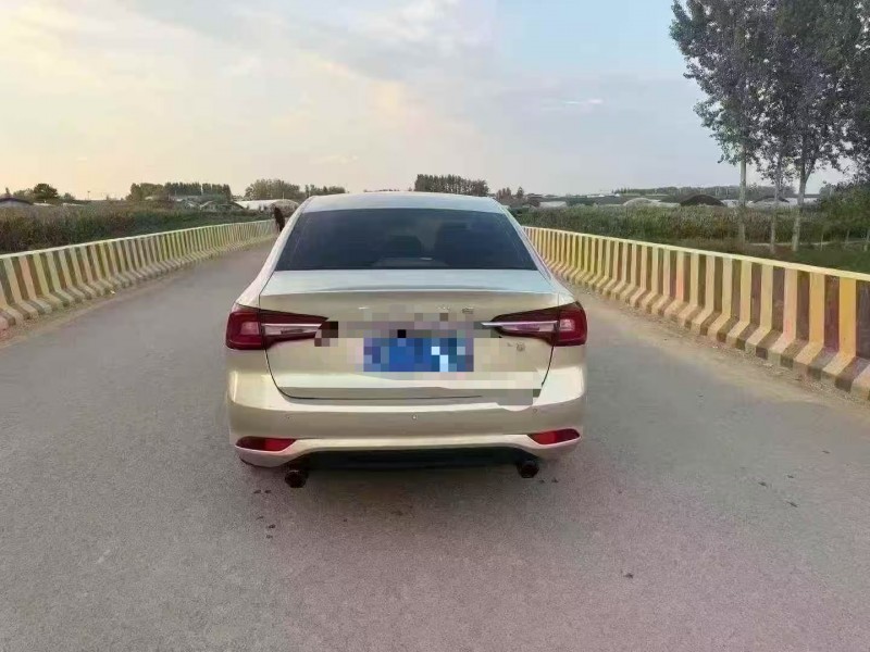 菏泽19年荣威i59