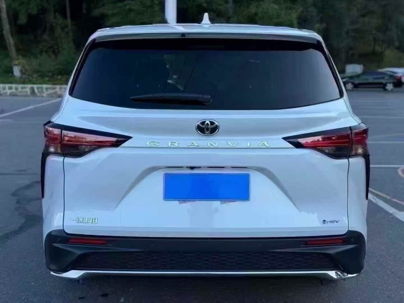 菏泽25年丰田格瑞维亚9