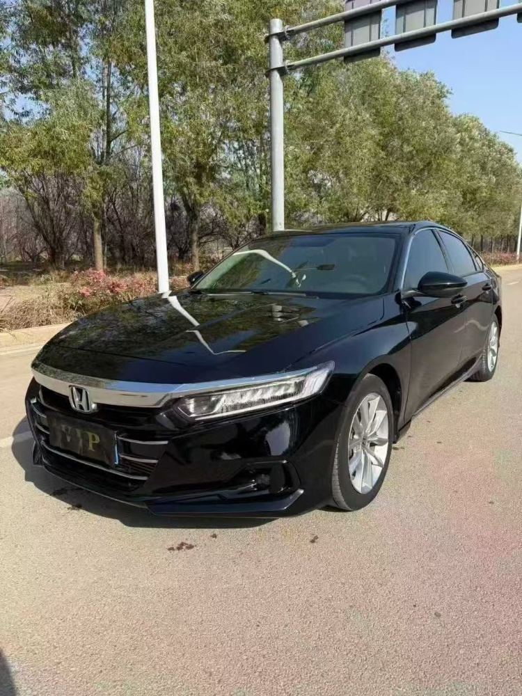 许昌22年本田雅阁5