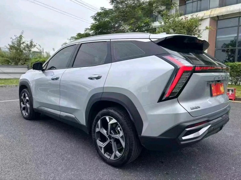 广州24年吉利博越9