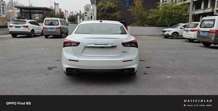 安阳21年玛莎拉蒂Ghibli5