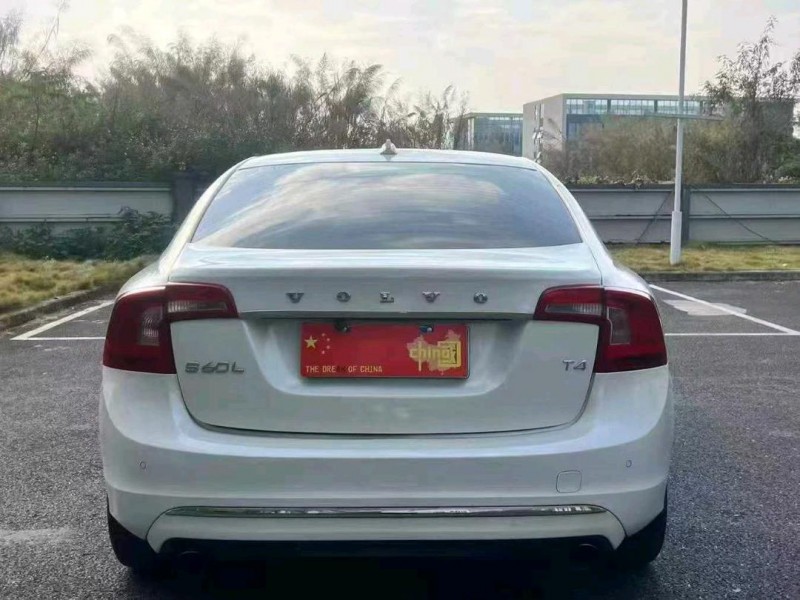 广州16年沃尔沃S60L4