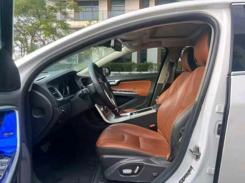 广州16年沃尔沃S60L9