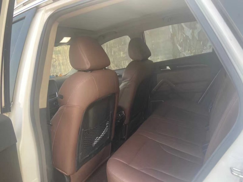 菏泽18年众泰T6006