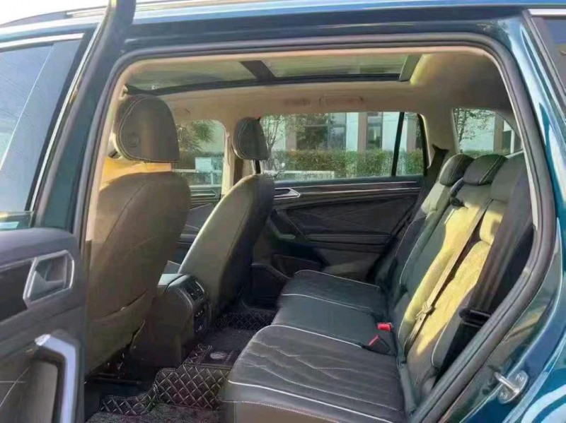 广州22年大众途观7