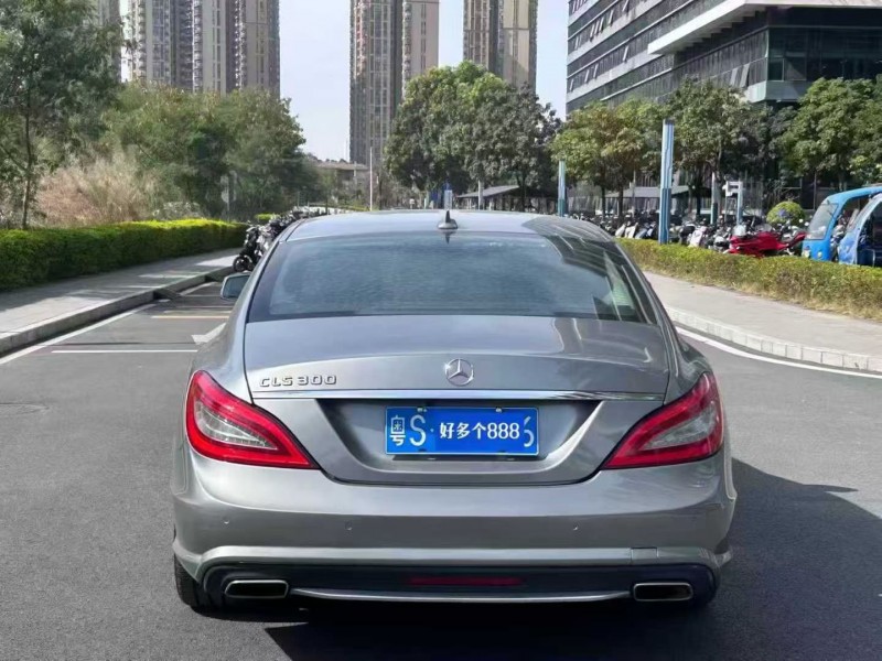 东莞14年奔驰CLS9