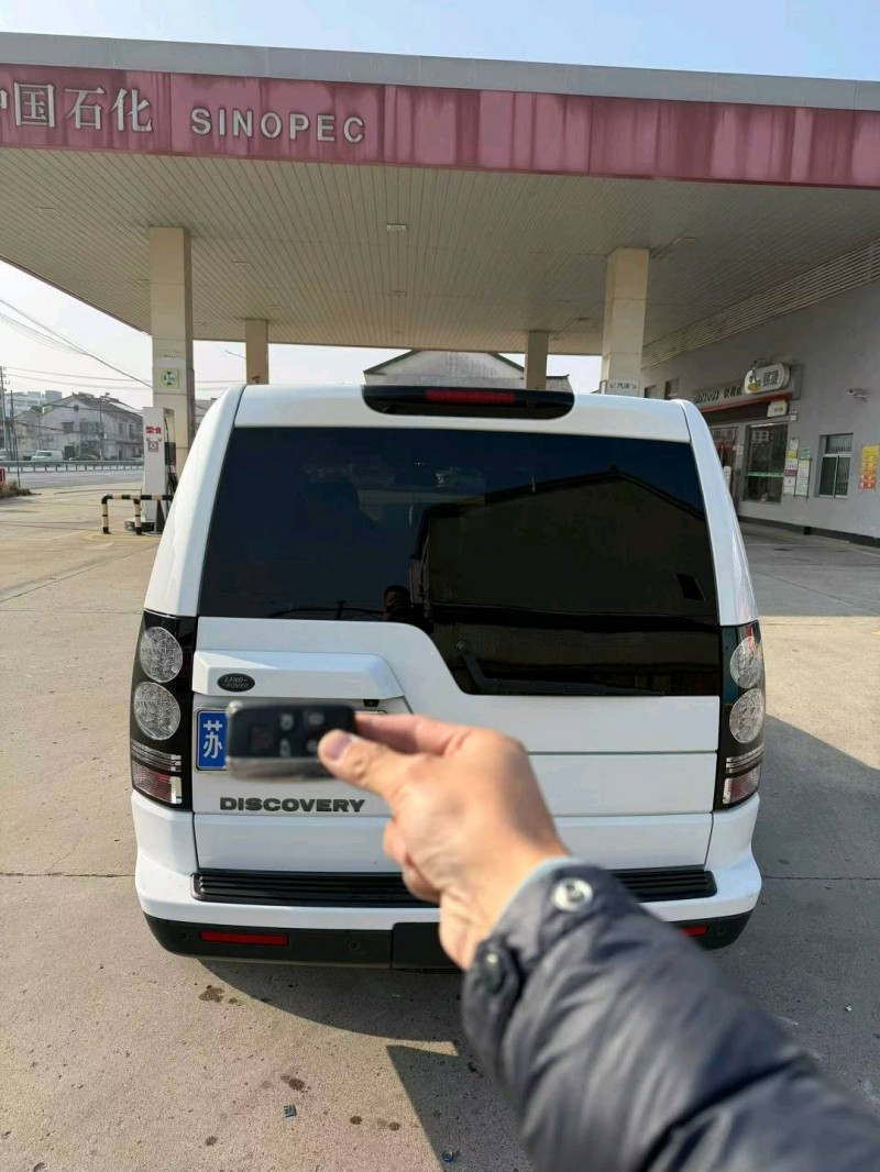 常州16年路虎发现2