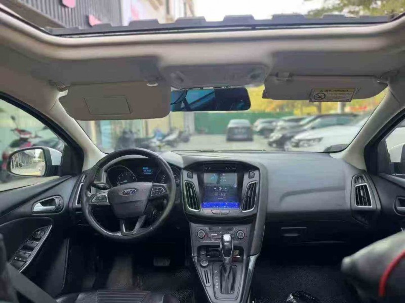 湛江18年福特福克斯4