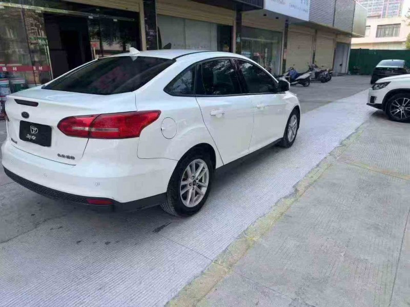 湛江18年福特福克斯6