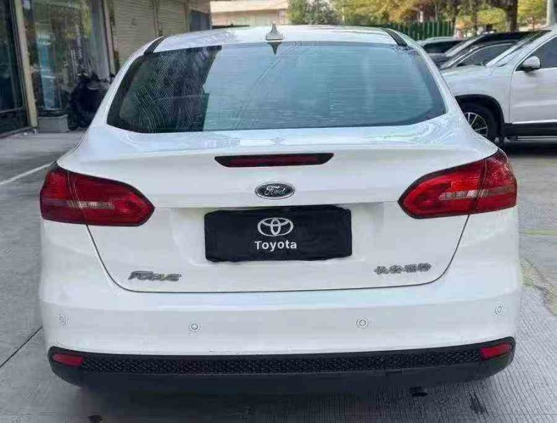 湛江18年福特福克斯8