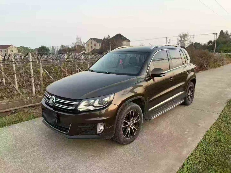 嘉兴14年大众途观2