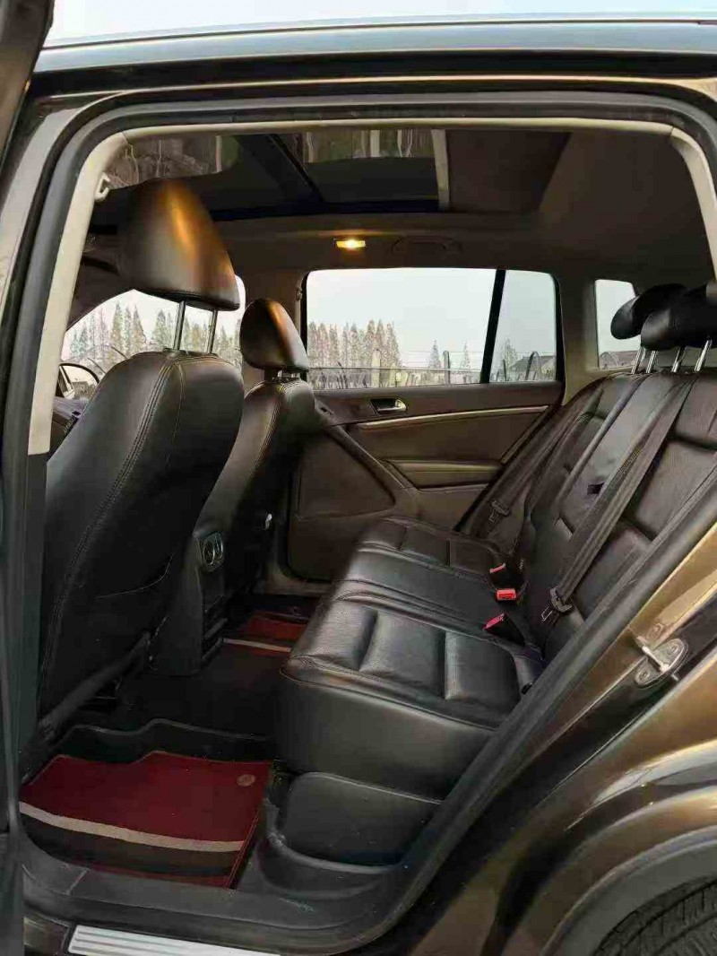 嘉兴14年大众途观9