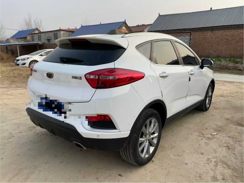 菏泽19年吉利帝豪8