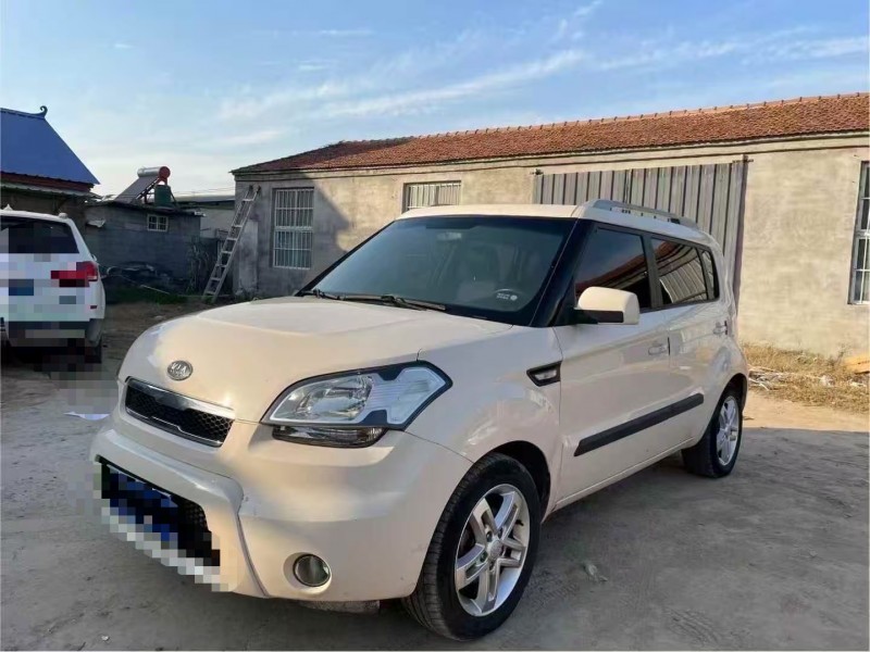 菏泽13年起亚秀尔3