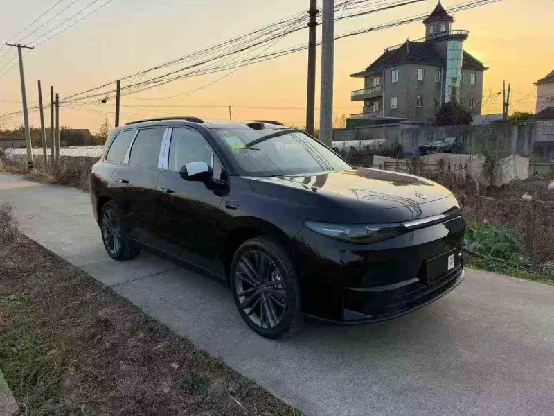 衢州25年零跑汽车C163