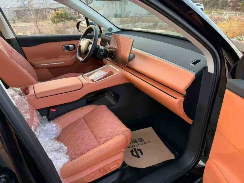 衢州25年零跑汽车C164