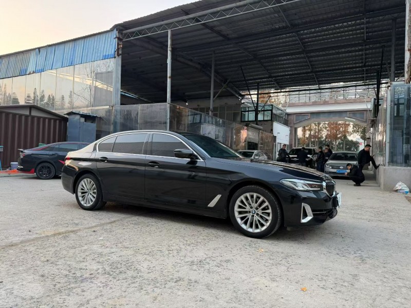 徐州22年宝马5系3