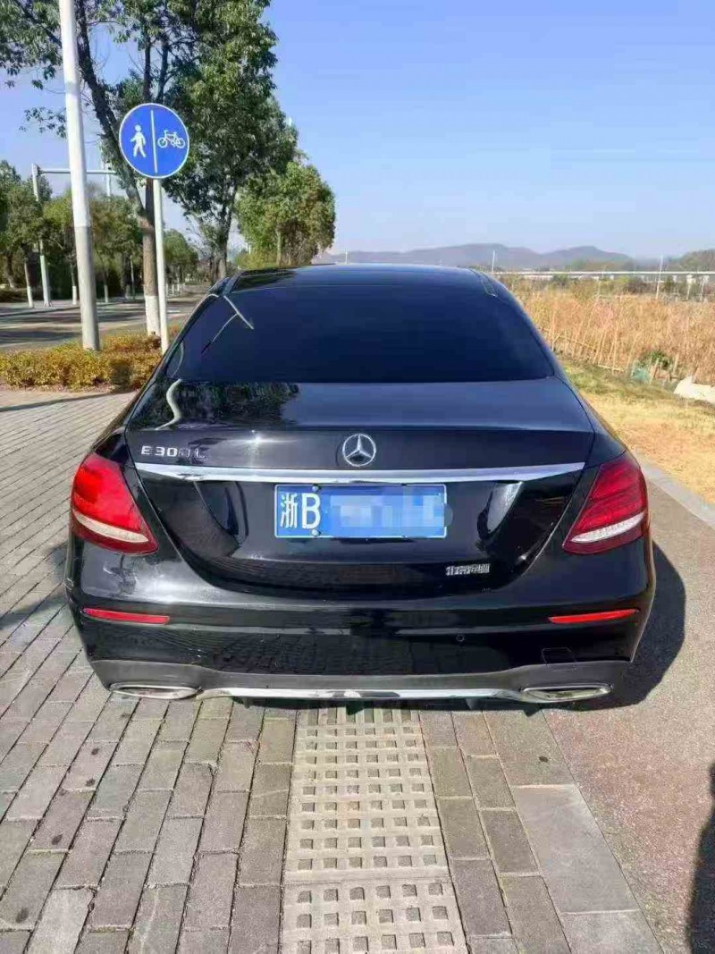 嘉兴17年奔驰E7