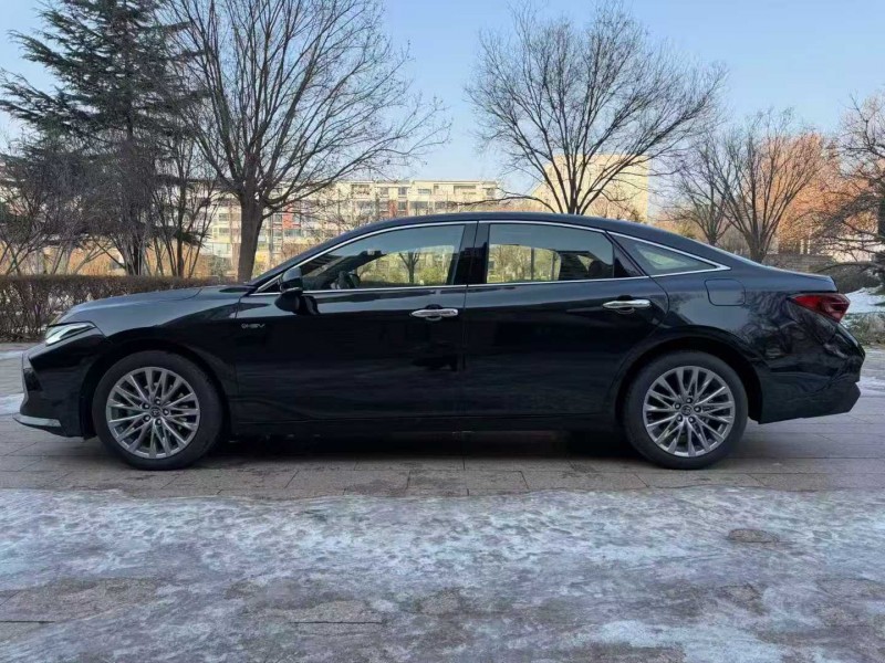 邢台25年丰田亚洲龙2