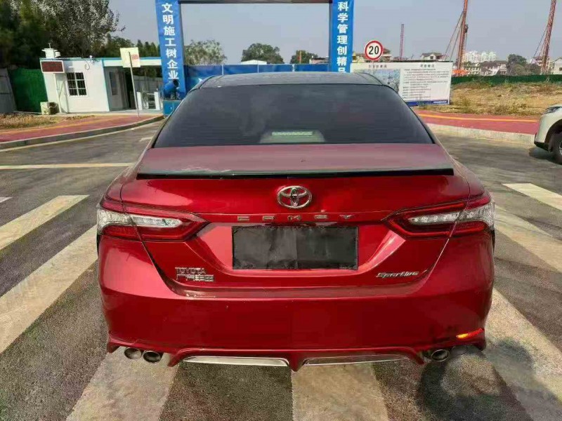 吉安18年丰田凯美瑞9