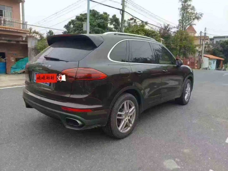 江门15年保时捷卡宴7