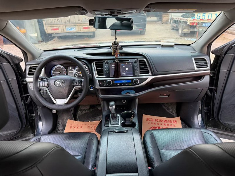 徐州17年丰田汉兰达5