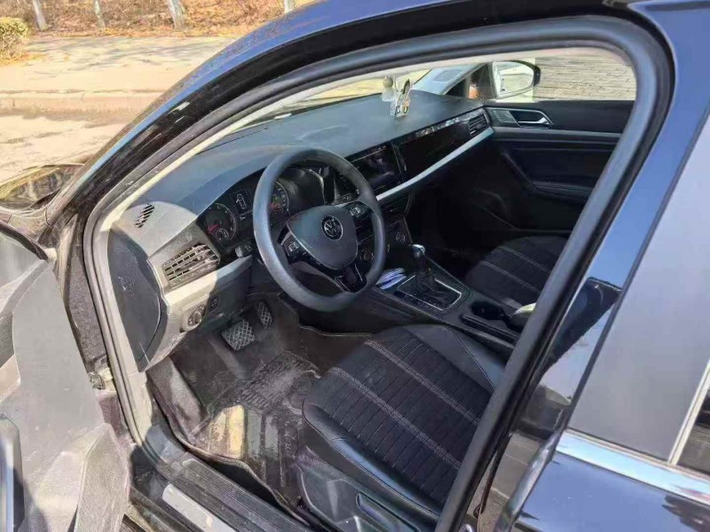 东营21年大众朗逸6