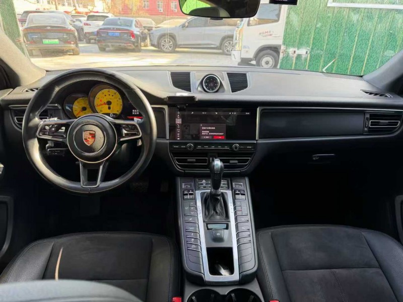 邢台20年保时捷Macan4