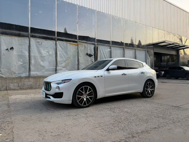 徐州19年玛莎拉蒂Levante2