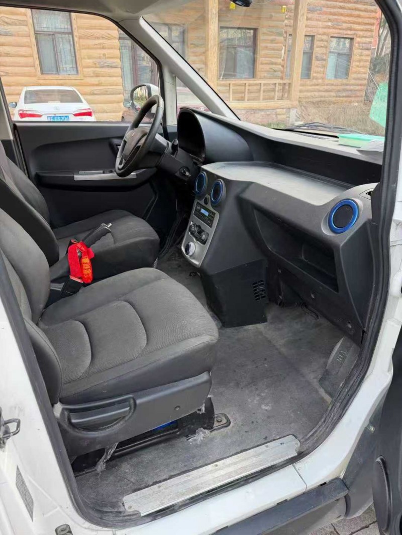 邢台25年北汽制造雷驰3