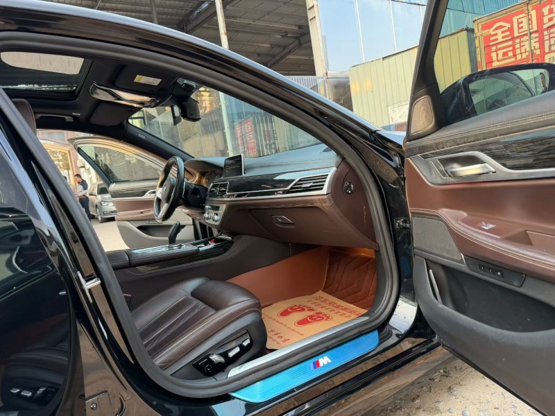 徐州20年宝马7系6