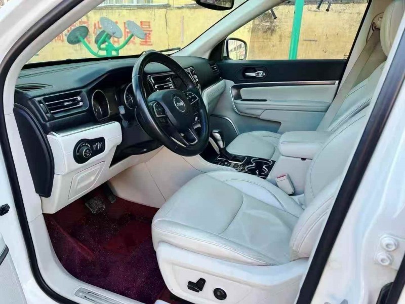 东营18年Jeep指挥官4