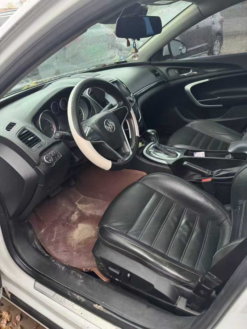 邢台15年别克君威2