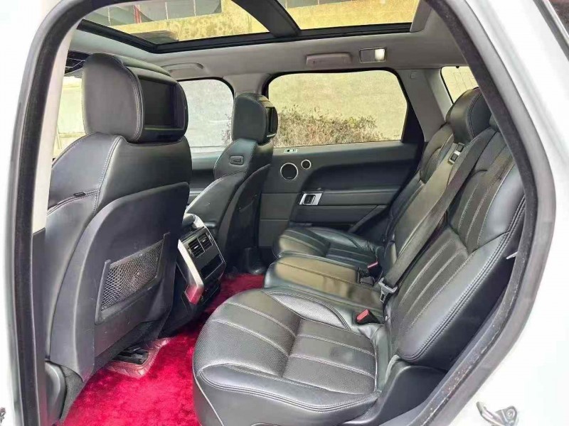 济南15年路虎揽胜运动6