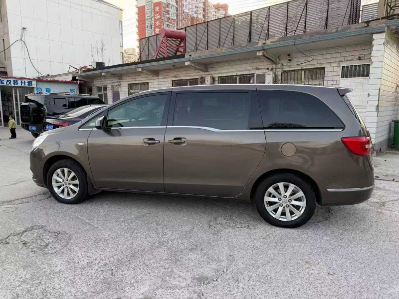 邢台18年别克GL84