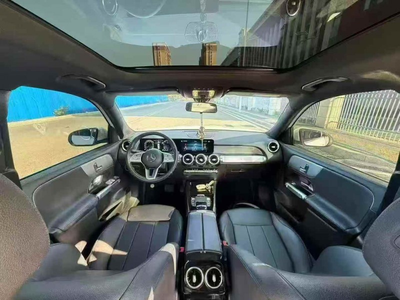 新余23年奔驰GLB3