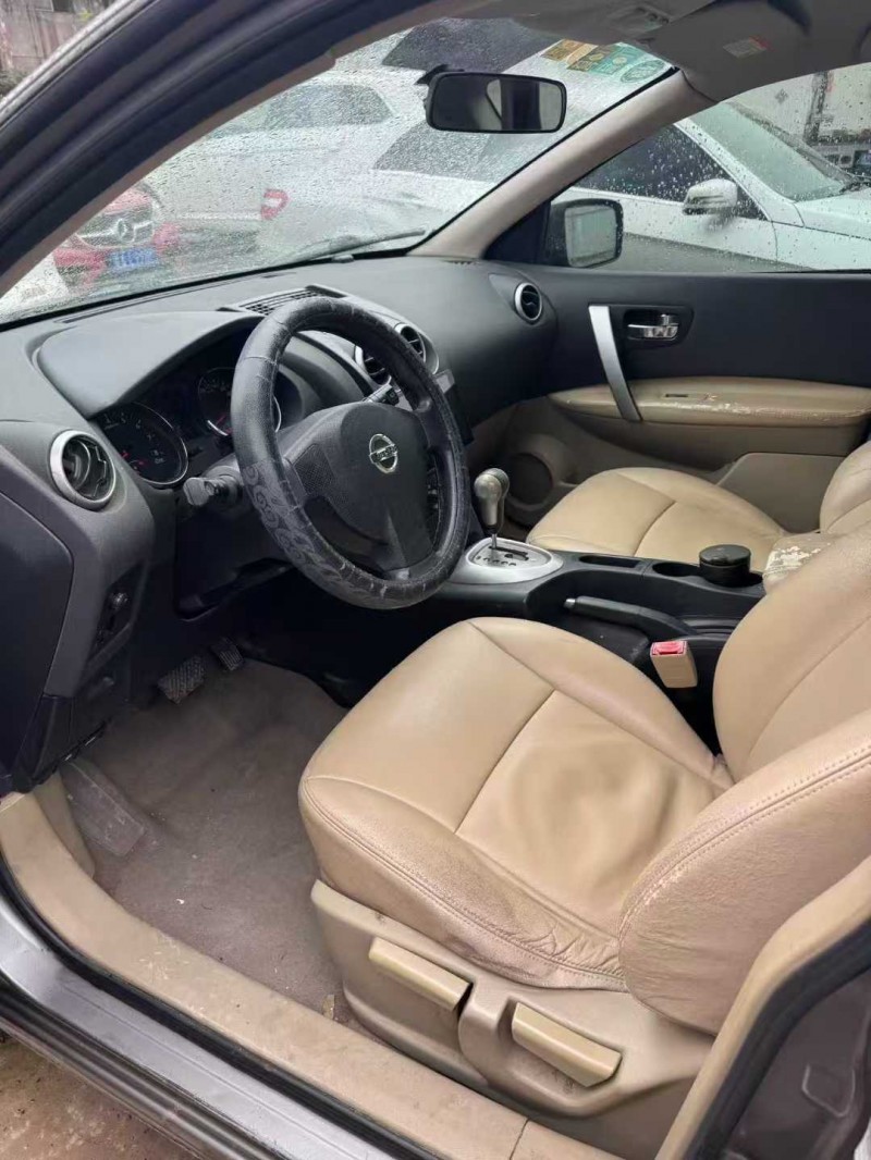 邢台12年日产逍客4