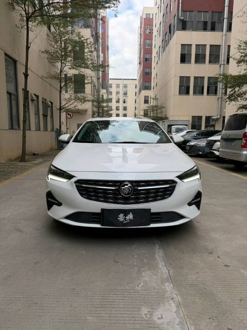 佛山23年别克君威1