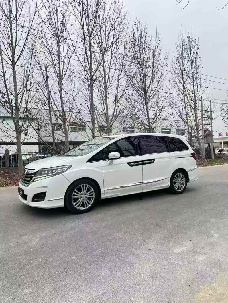 邯郸16年本田艾力绅2