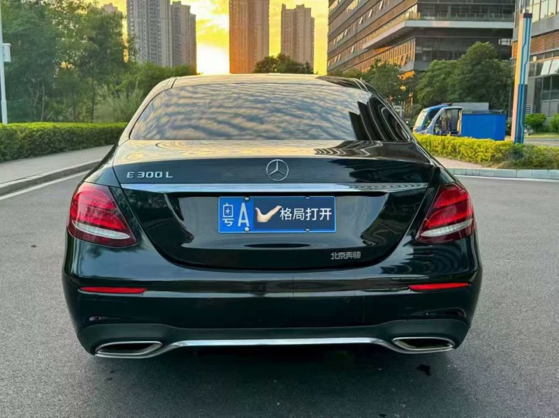 东莞19年奔驰E9