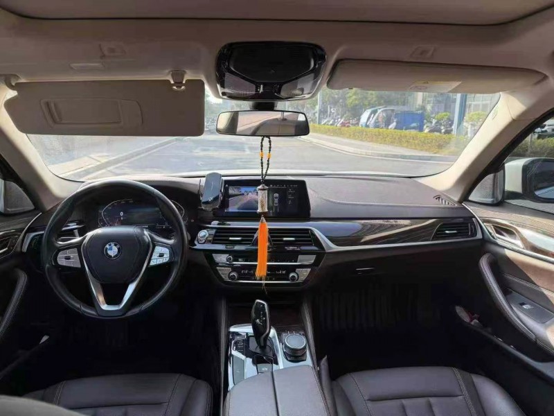 东莞20年宝马5系6