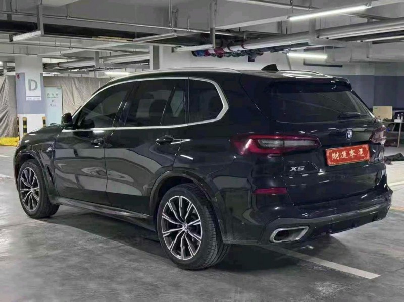 焦作21年宝马X57