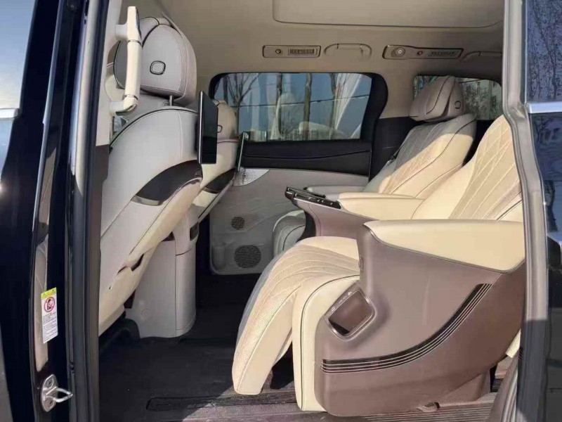 郑州24年腾势D95