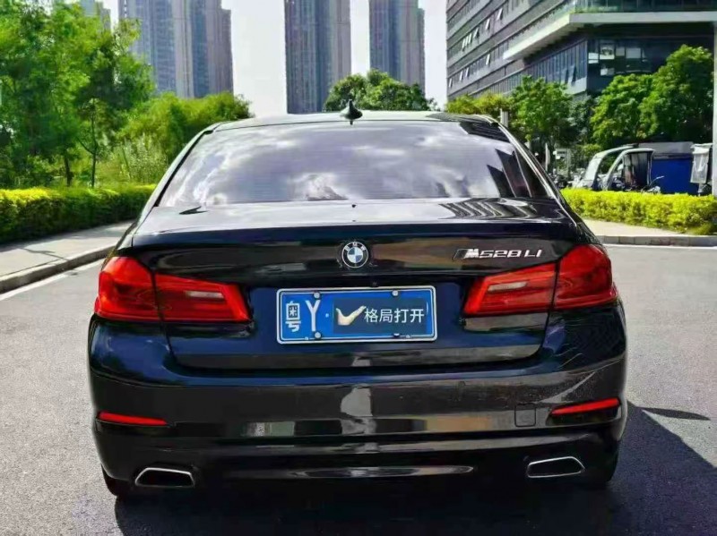 东莞17年宝马5系9
